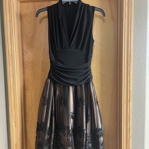 SLNY formal dress. Black and gold. Size 2.